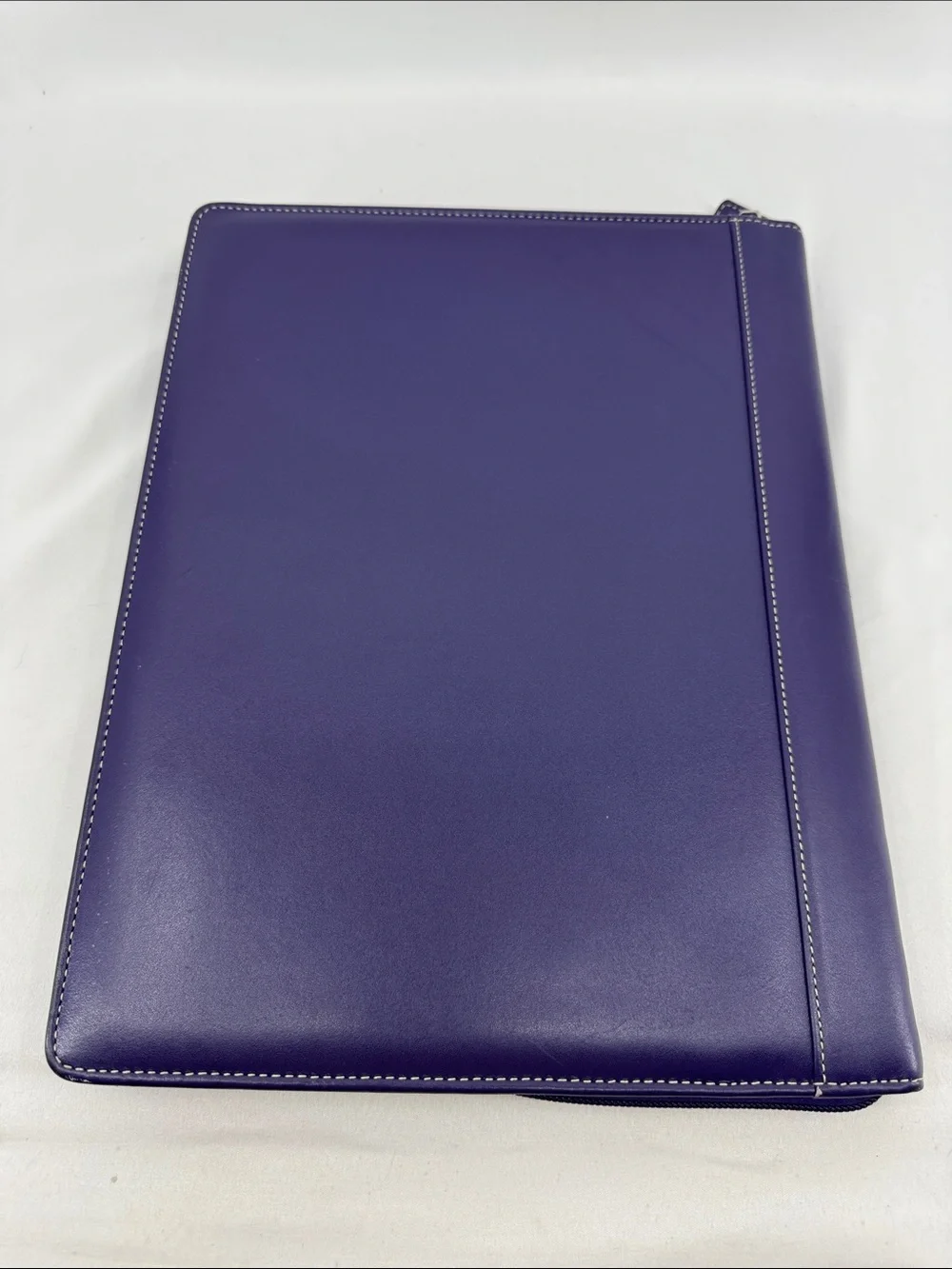 Levenger Leather Executive Zip Letter Portfolio Binder in Violet, BMH initials
